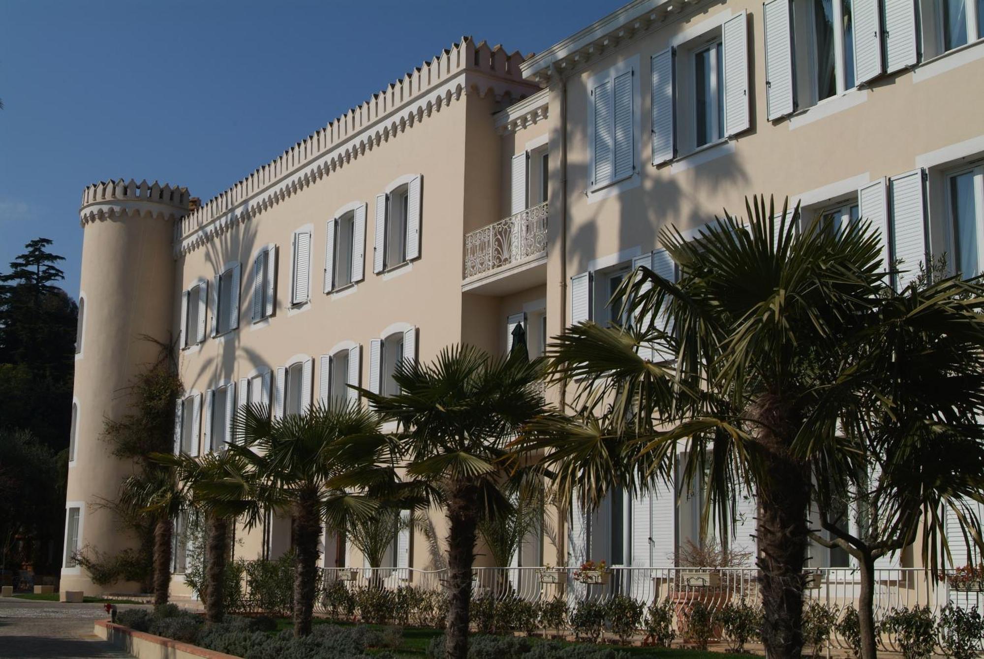 Hotel Chateau De La Tour Cannes Buitenkant foto